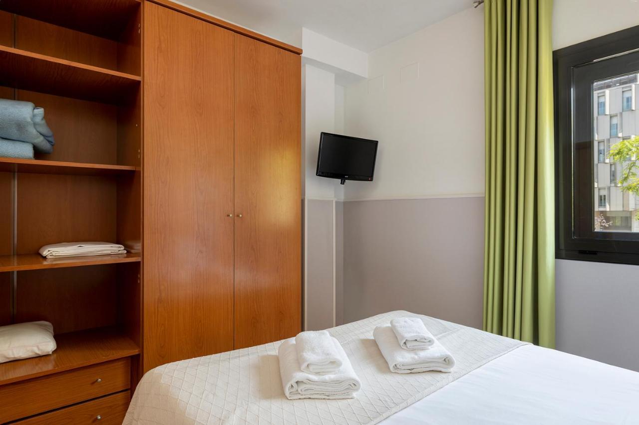 Apartments Sata Park Guell Area Barcelona Exterior foto