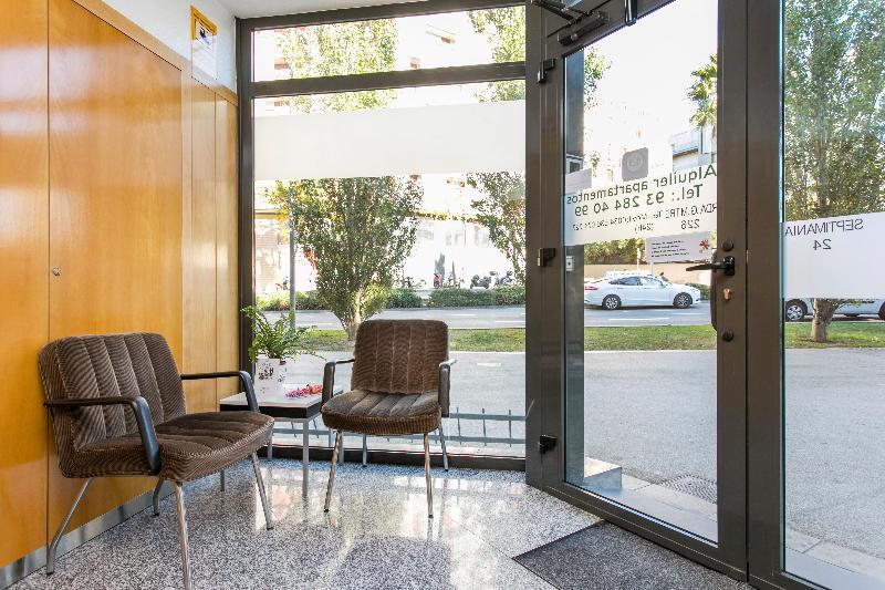 Apartments Sata Park Guell Area Barcelona Exterior foto