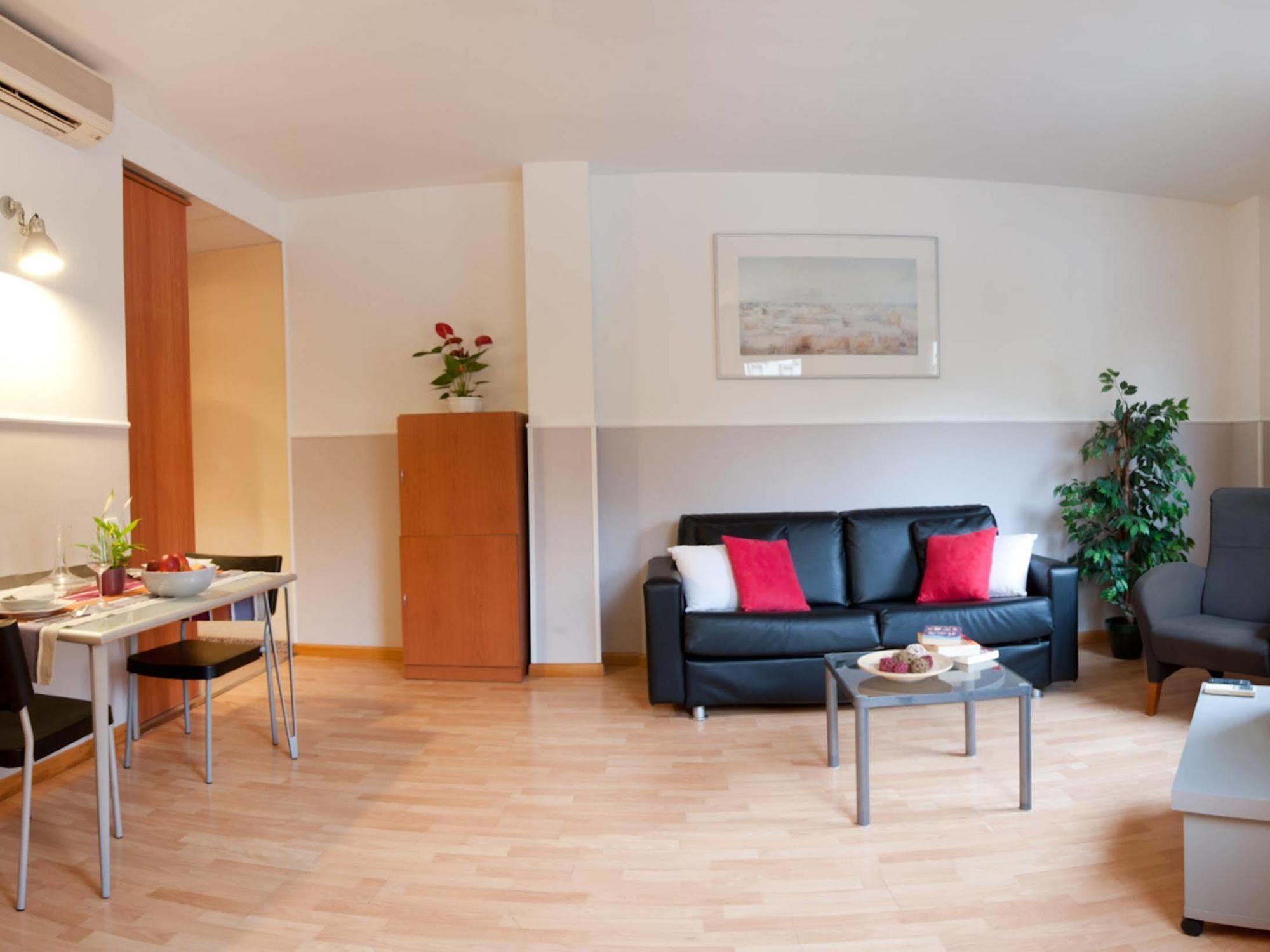 Apartments Sata Park Guell Area Barcelona Exterior foto